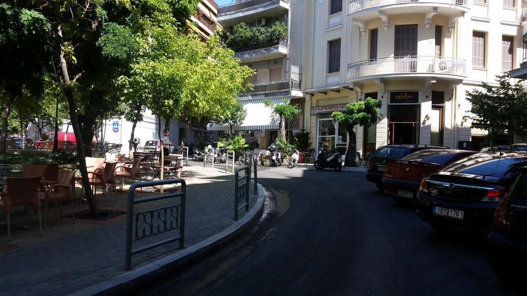 Apartamento Errathens Pine Red And Taupe - Athens Center Exterior foto