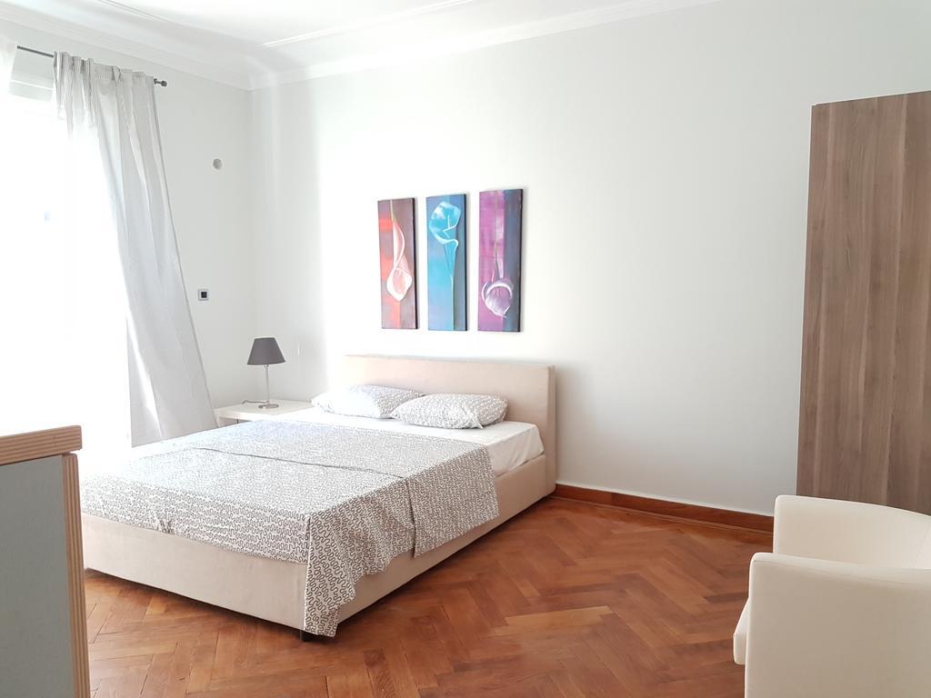 Apartamento Errathens Pine Red And Taupe - Athens Center Exterior foto