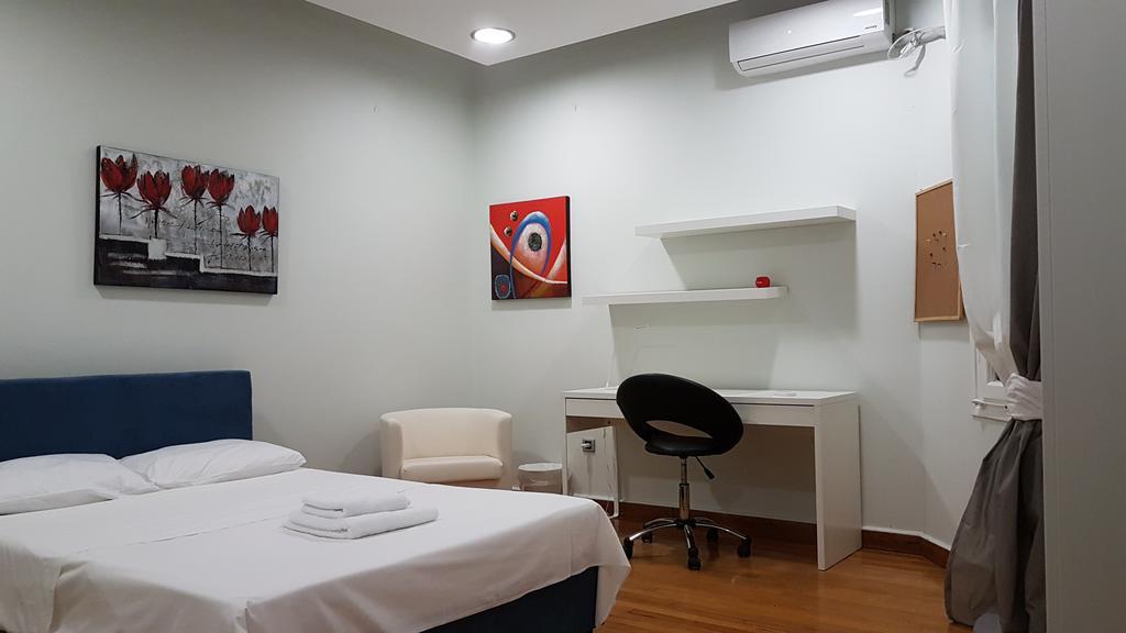 Apartamento Errathens Pine Red And Taupe - Athens Center Exterior foto