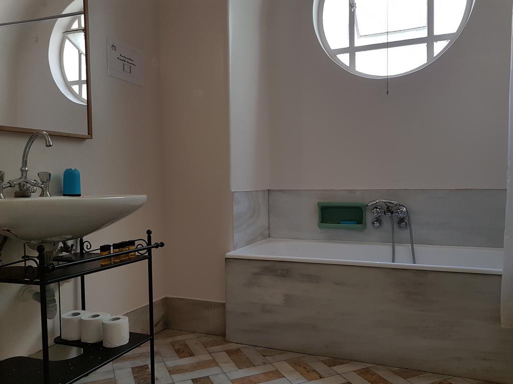 Apartamento Errathens Pine Red And Taupe - Athens Center Exterior foto
